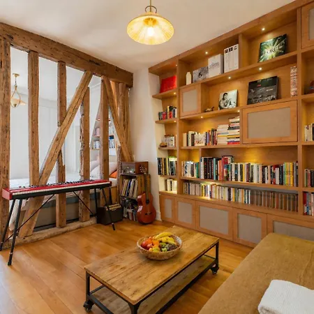 Urban Retreat In Historic Quarter * Parigi