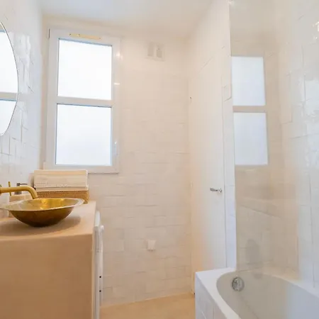 Appartamento Urban Retreat In Historic Quarter *